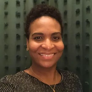 2025 Wonderment headshot - Shawna Cornette