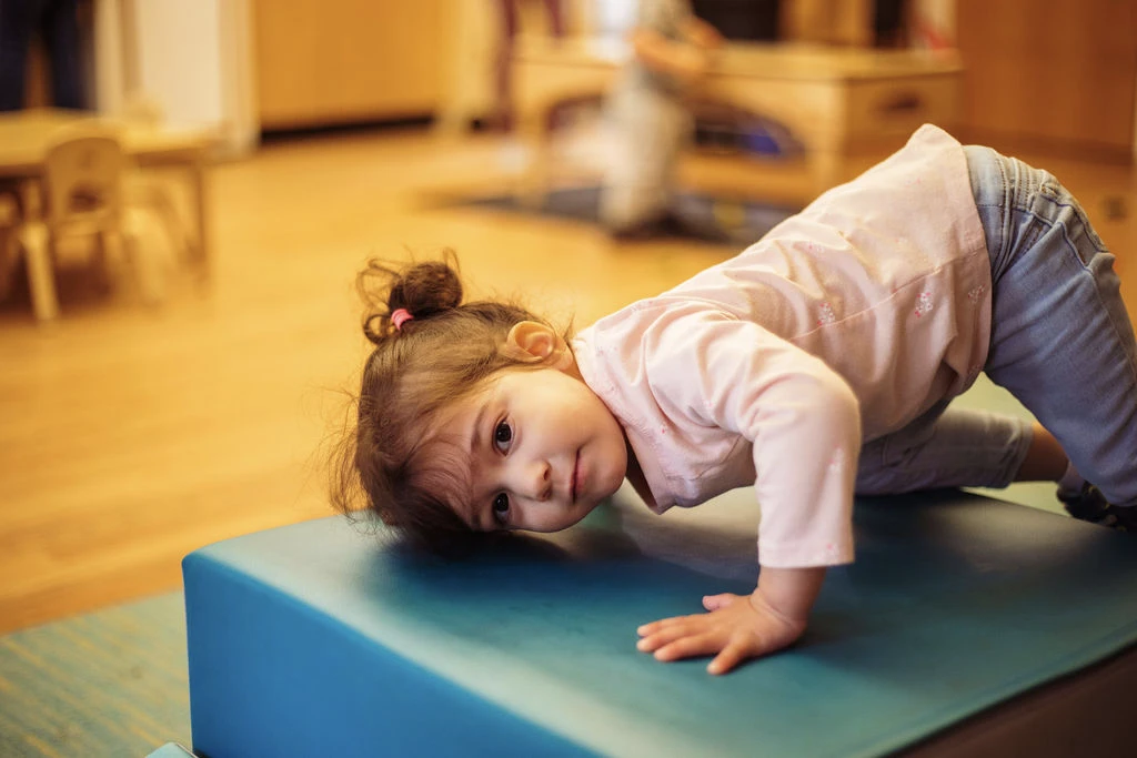 Roots student on foam block